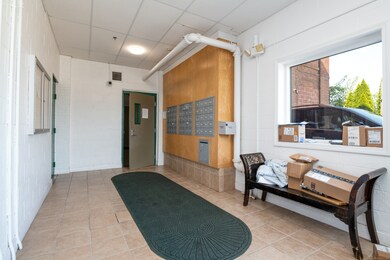 Entryway & Mailboxes