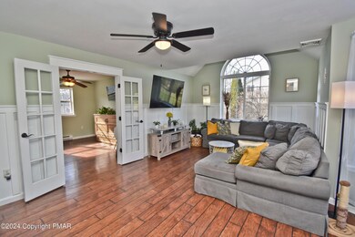 219 Orchard View Dr, Effort, PA 18330 - photo 7