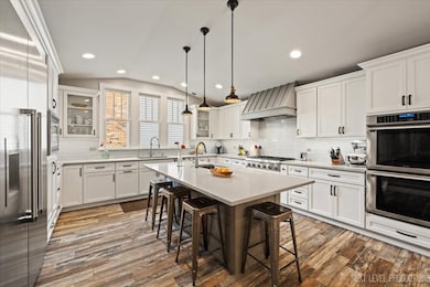 609 Bowling Green Ct, Naperville, IL 60563 - photo 7