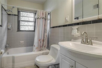 1301 E 126th St, Grandview, MO 64030 - photo 3