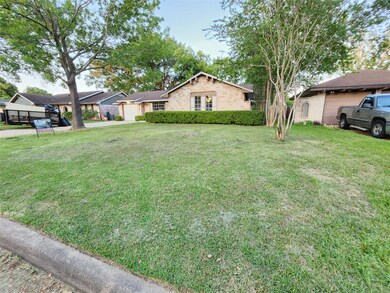 9718 Jaywood Dr, Houston, TX 77040 - photo 2