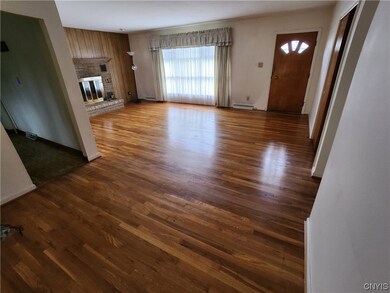 Beautiful Hardwood Flooring!