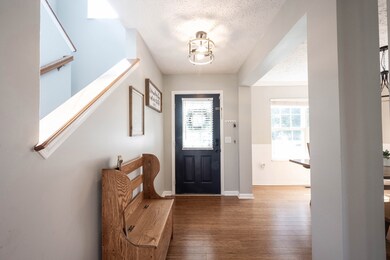 12738 Buff Stone Ct, Fishers, IN 46037 - photo 5