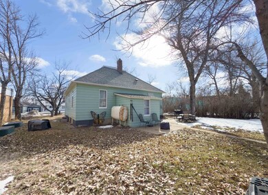 506 Main St S, Crosby, ND 58730 - photo 5