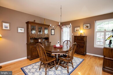 182 Queensbury Place unit 207, Doylestown, PA 18901 - photo 7