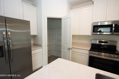 212 Lake Sinclair St, St. Augustine, FL 32084 - photo 6