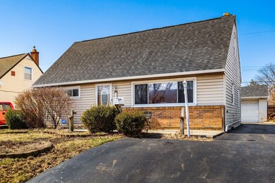 647 Savannah Dr, Columbus, OH 43228 - photo 3