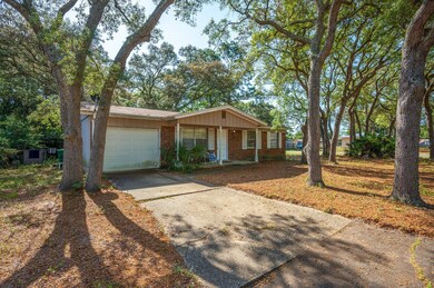 3-web-or-mls-50 Berwick Cir-003