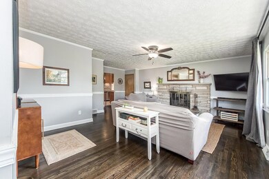 S - 2666 Kingston Av - 005