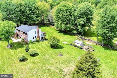 2910 Greenhill Ct, Ijamsville, MD 21754 - photo 4