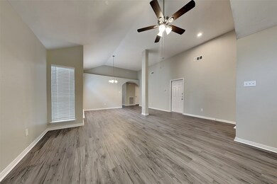 8635 Spring Green Dr, Houston, TX 77095 - photo 3