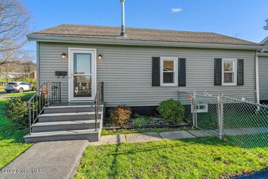 5 Connecticut Ave, Rensselaer, NY 12144 - photo 2