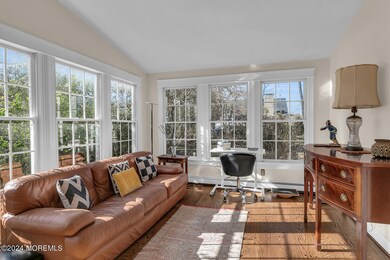 542 Locust Point Rd Rumson NJ-large-001-