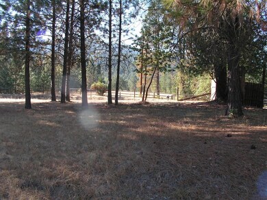 4918 Pleasant Creek Rd, Rogue River, OR 97537 - photo 3