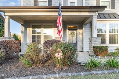 109 Cheval Ct, Holly Springs, NC 27540 - photo 5