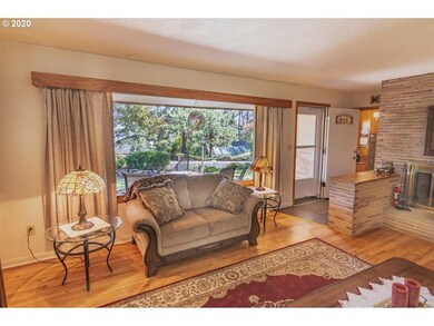 2026 W Scenic Dr, the Dalles, OR 97058 - photo 6