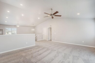 GWY011-i2060-Great Room1