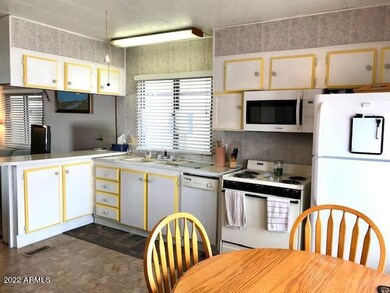 KITCHEN APPLIANCES AND CABINETRY 204