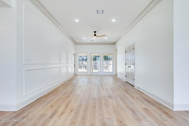 5-web-or-mls-108 Savignon Circle-3