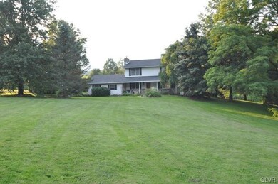 1542 Strauss Valley Dr, Lehighton, PA 18235 - photo 2