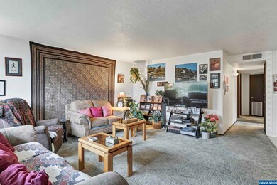 955 Genie St SE, Salem, OR 97306 - photo 4