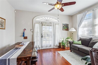 unit 742 living area