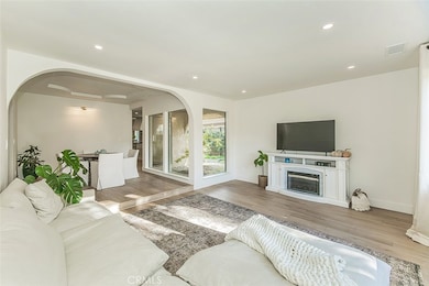 406 E Audubon Dr, Fresno, CA 93720 - photo 7