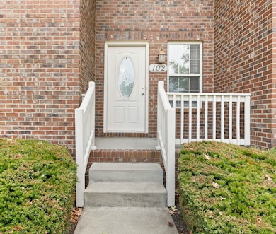 135 Excell Rd unit 102, Clarksville, TN 37043 - photo 4