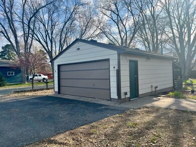 14197 Forest Blvd N, Hugo, MN 55038 - photo 3