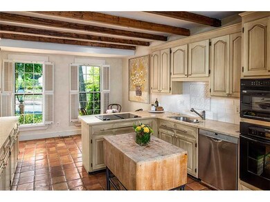 603 Steamboat Rd unit 2, Greenwich, CT 06830 - photo 4