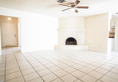 8210 Pincay Oaks Ct, Houston, TX 77088 - photo 2
