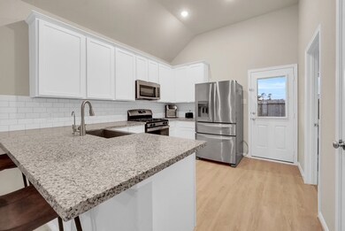 23215 Birmingham Grove Ln, Tomball, TX 77375 - photo 4