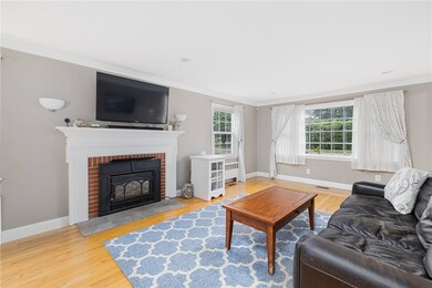 486 Namquid Dr, Warwick, RI 02888 - photo 7