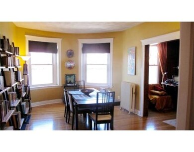 11 University Rd unit 3, Brookline, MA 02445 - photo 2