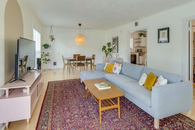 6-web-or-mls-1131 SW Evergreen Ave-6