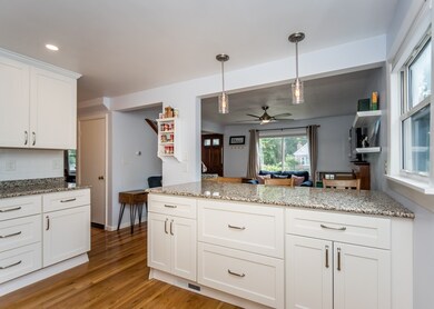 77 Hawthorne St, Roslindale, MA 02131 - photo 5