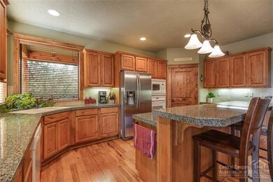 20483 Blue Ridge Ln, Bend, OR 97702 - photo 6