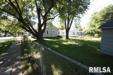 1330 Farnam St, Davenport, IA 52803 - photo 3