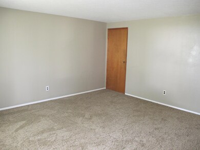 3781 Ardath Rd, Columbus, OH 43228 - photo 2