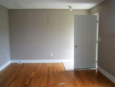 1173 Treehaven Ln, Columbus, OH 43204 - photo 2