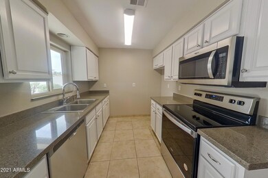 4039 E Sacaton St Phoenix AZ-print-005-0