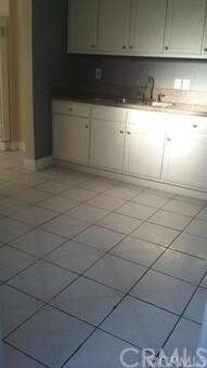 418 W Pear St, Compton, CA 90222 - photo 2