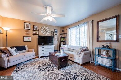 1421 Harford Square Dr, Edgewood, MD 21040 - photo 4