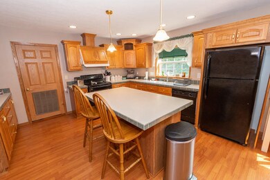 69205 Garver Lake Rd Edw Kitchen 2