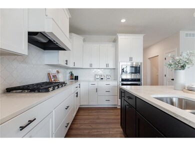 1300 Rose St, New Richmond, WI 54017 - photo 5