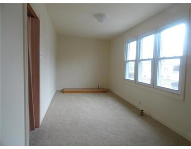 31 Meadow Ave, Cranston, RI 02920 - photo 3