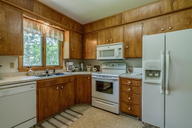 444EInterstateAve_0013