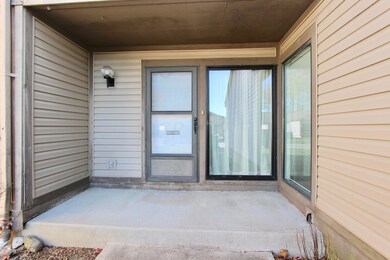 846 Westbury Ln N unit 22C, Columbus, OH 43228 - photo 3