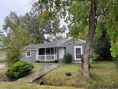 7007 England St unit B, Houston, TX 77021 - photo 4