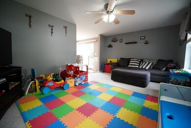 67 Brierwood Dr, Fitchburg, MA 01420 - photo 7